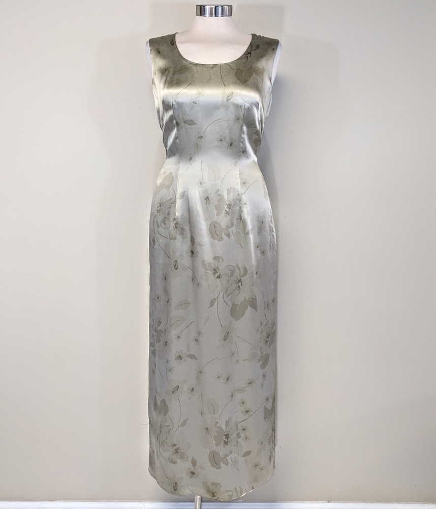 Gorgeous Vintage Banana Republic Silk Maxi Dress - Picture 4 of 7